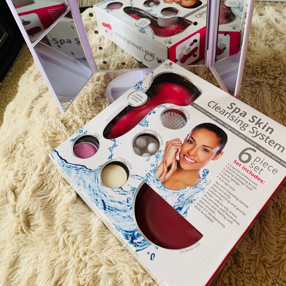 Facial Cleansing Brush Set